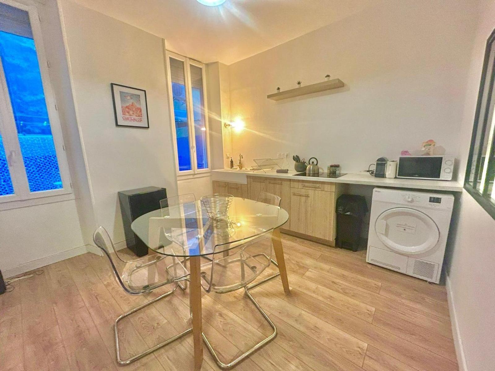 Chez Marie Et Romain- Appartement De Charme Au Coeur De La Joliette Proche Panier Centre Ville Marseille Exteriör bild