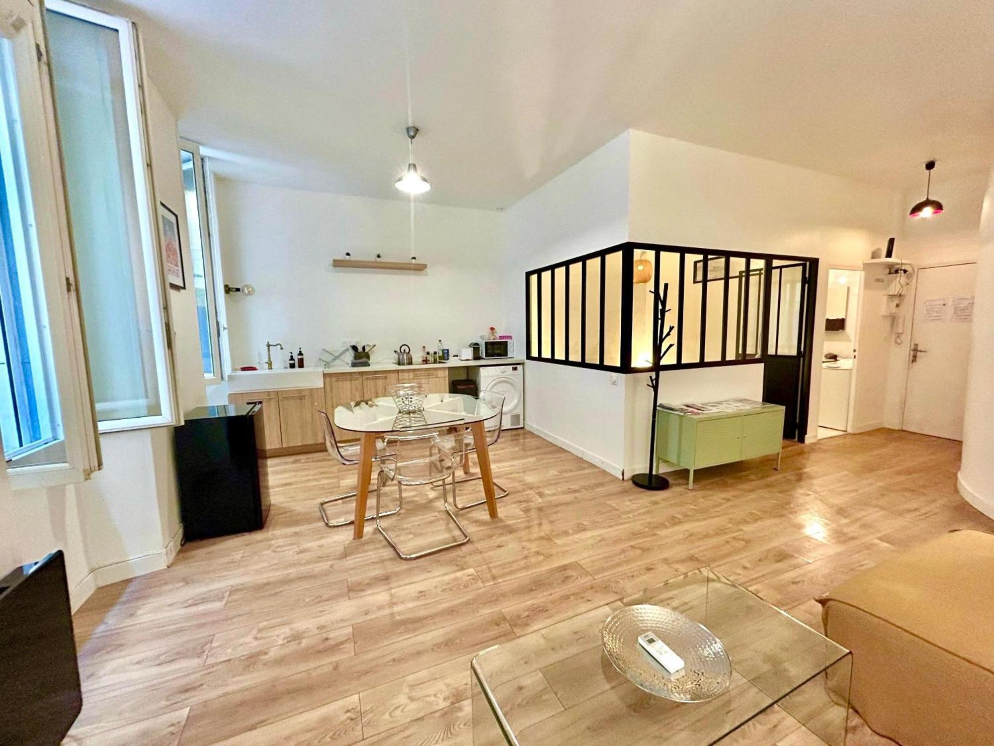 Chez Marie Et Romain- Appartement De Charme Au Coeur De La Joliette Proche Panier Centre Ville Marseille Exteriör bild