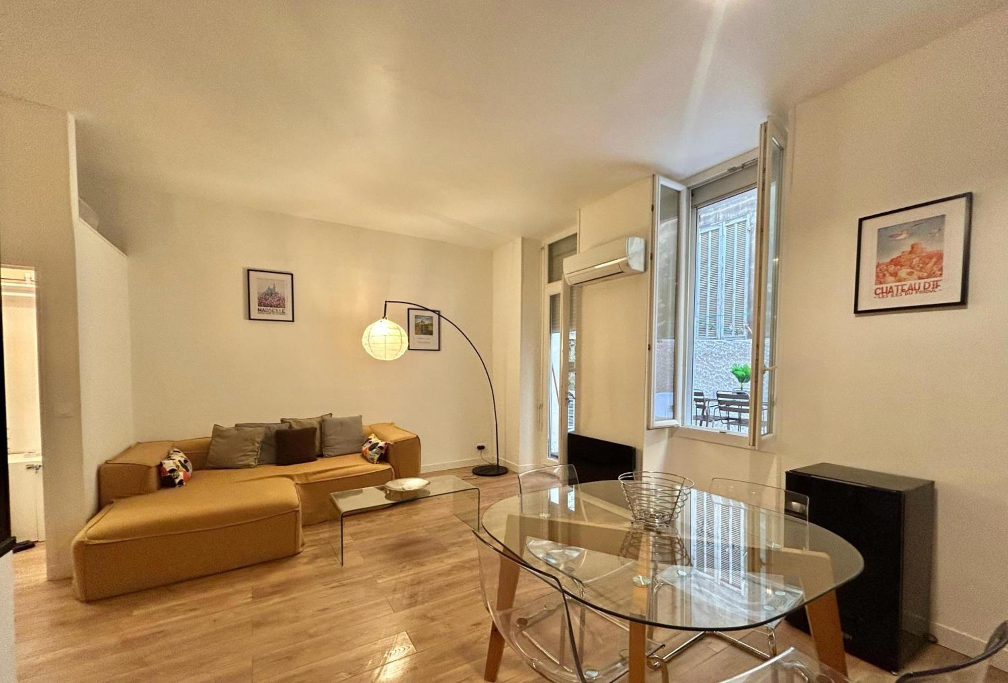 Chez Marie Et Romain- Appartement De Charme Au Coeur De La Joliette Proche Panier Centre Ville Marseille Exteriör bild